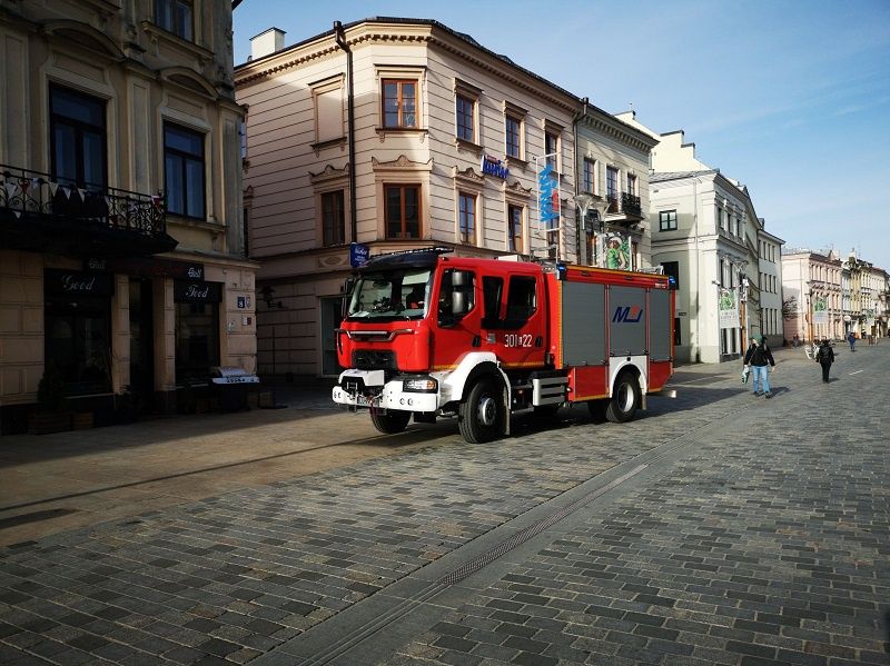 Alarm bombowy w biurze poselskim na Krakowskim Przedmieściu