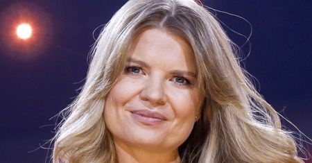 RZADKI WIDOK: Marta Manowska kusi wdziękami na włoskiej wyspie, prężąc się w bikini na skale