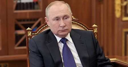 "Kumple Putina" zarobili na wojnie? "Trzeba prześwietlić konta"
