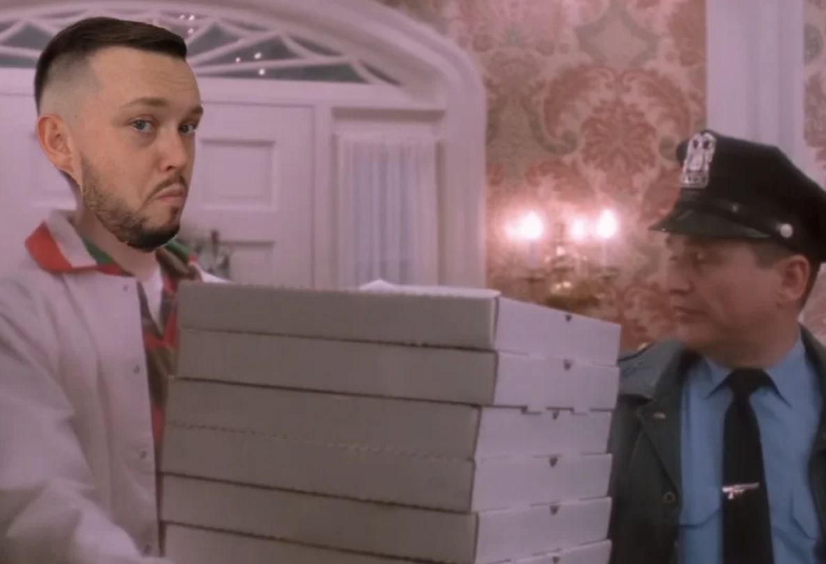 Internauci śmieją się z pizzy Książula