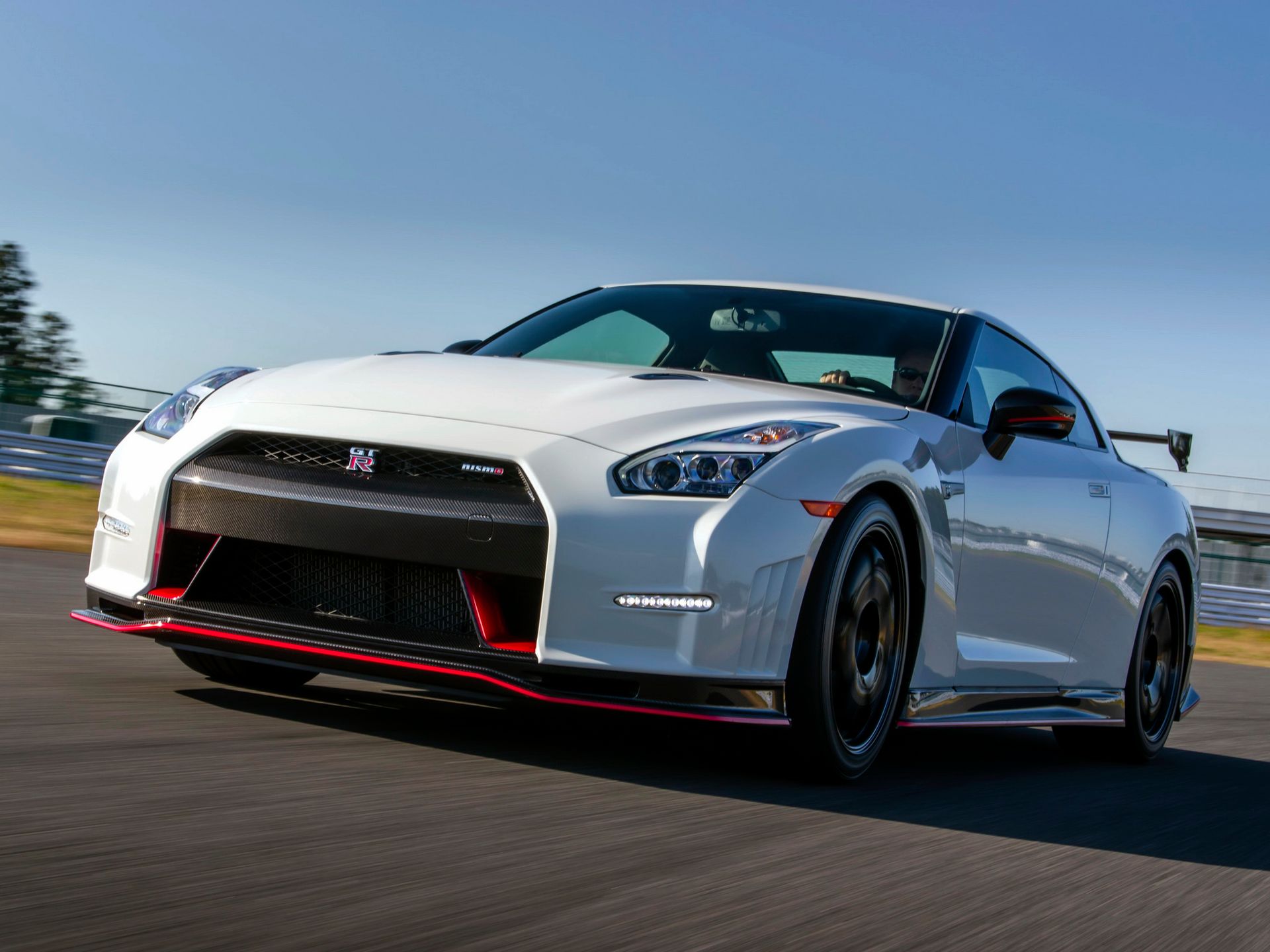 Ewolucja Godzilli: jak od początku zmieniał się Nissan Skyline GT-R 43