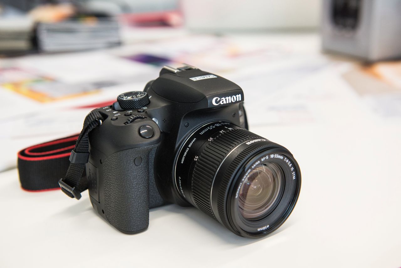 Canon ESO 800D