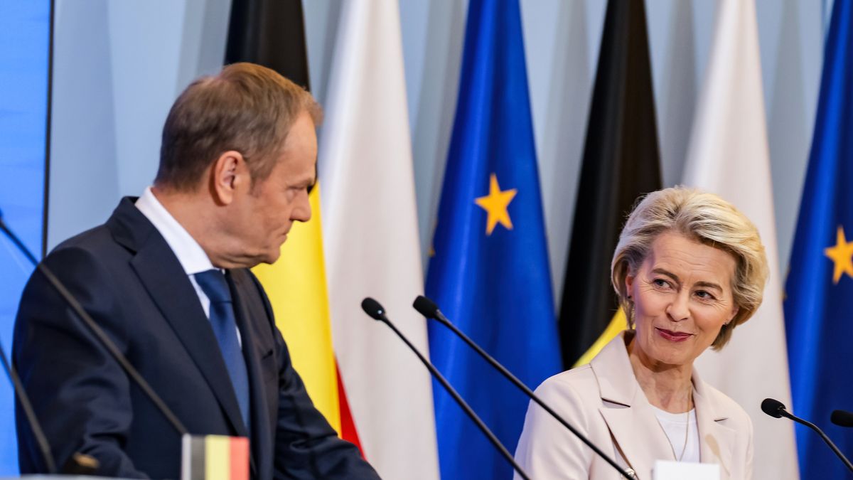 WARSAW, POLAND - 2024/02/23: Polish Prime Minister Donald Tusk (L) and the President of European Commission, Ursula von der Leyen (R) speak to the press after trilateral talks at the PM's Chancellery on Ujazdowska Street. During the trilateral talks, the EU Commission announced its intention to release financial support from the European Union for Poland's National Reconstruction Plan. Additionally, discussions were held regarding European defense strategies in response to Russian aggression in Ukraine. (Photo by Dominika Zarzycka/SOPA Images/LightRocket via Getty Images)