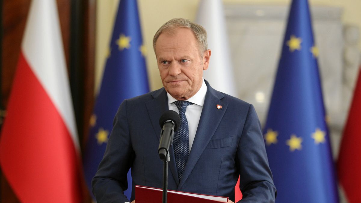 Premier Donald Tusk na konferencji prasowej po posiedzeniu rzadu
21.05.2024 Warszawa , Kancelaria Prezesa Rady Ministrow . Premier Donald Tusk podczas konferencji prasowej po posiedzeniu rzadu .
Fot. Robert Kowalewski / Agencja Wyborcza.pl
Fot. Robert Kowalewski / Agencja Wyborcza.pl
kancelaria premiera, kprm, portret, premier, rzad, tusk, konferencja, /FR/