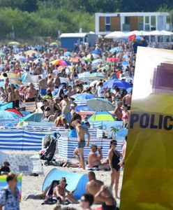 Łeba. Atak na handlarza kukurydzą. Plaża okazała się za mała?