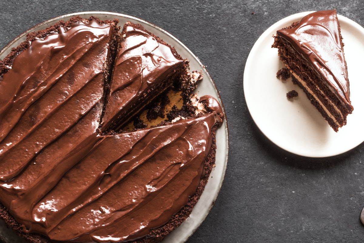 Cake for Women's Day - perfectly chocolatey and melting in your mouth