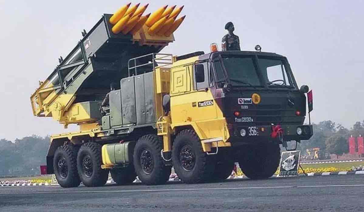 Deszcz ognia i stali. Indie kupują system rakietowy Pinaka - Arty­le­ryj­ski sys­te­m rakie­to­wy Pinaka