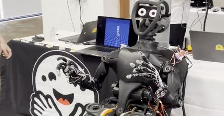 Chcesz humanoida? Robotyka staje się coraz bardziej przystępna
