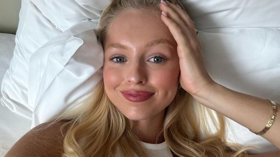 Julia Tychoniewicz wskoczyła w czerwoną mini 
