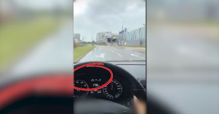 Kobieta na pełnym gazie. Ponad 100 km/h w zabudowanym