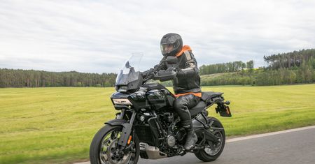 Wszystko wskazuje na to, że Harley-Davidson szykuje Pan Americę z mniejszym silnikiem