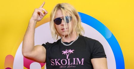 Skolim UDERZA w warszawskich raperów: "Mógłbym ich wszystkich KUPIĆ NARAZ"
