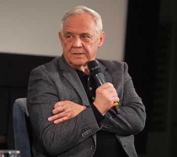 "Aktor cały czas we mnie tkwi". Marek Kondrat wraca i żartuje, że nie miał wyjścia