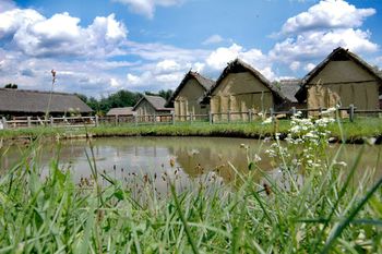 Trzcinica: Wielkie plenerowe widowisko w Skansenie Archeologicznym Karpacka Troja. Pokaz walki i uzbrojenia wojów Bolesława Chrobrego