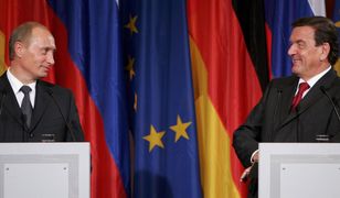 Moskiewski łącznik. "Schröder zawsze był płatną marionetką i pionkiem Putina"