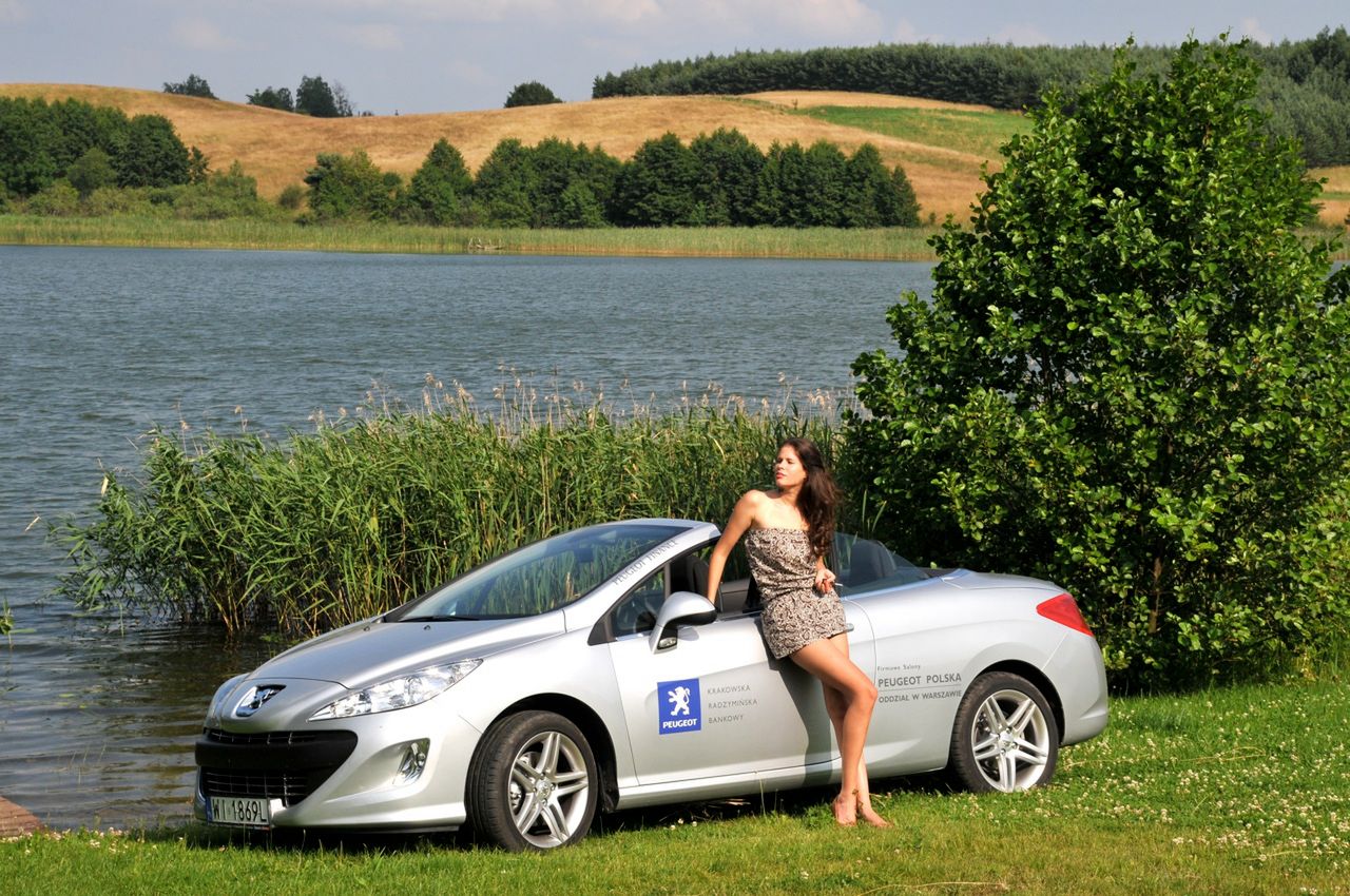 Peugeot 308 CC - najbardziej gadżeciarski samochód roku? 40