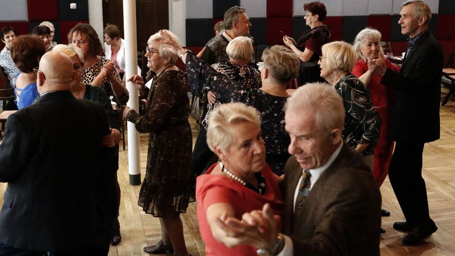 Potańcówka seniorów w klubie Akcent w Grudziądzu