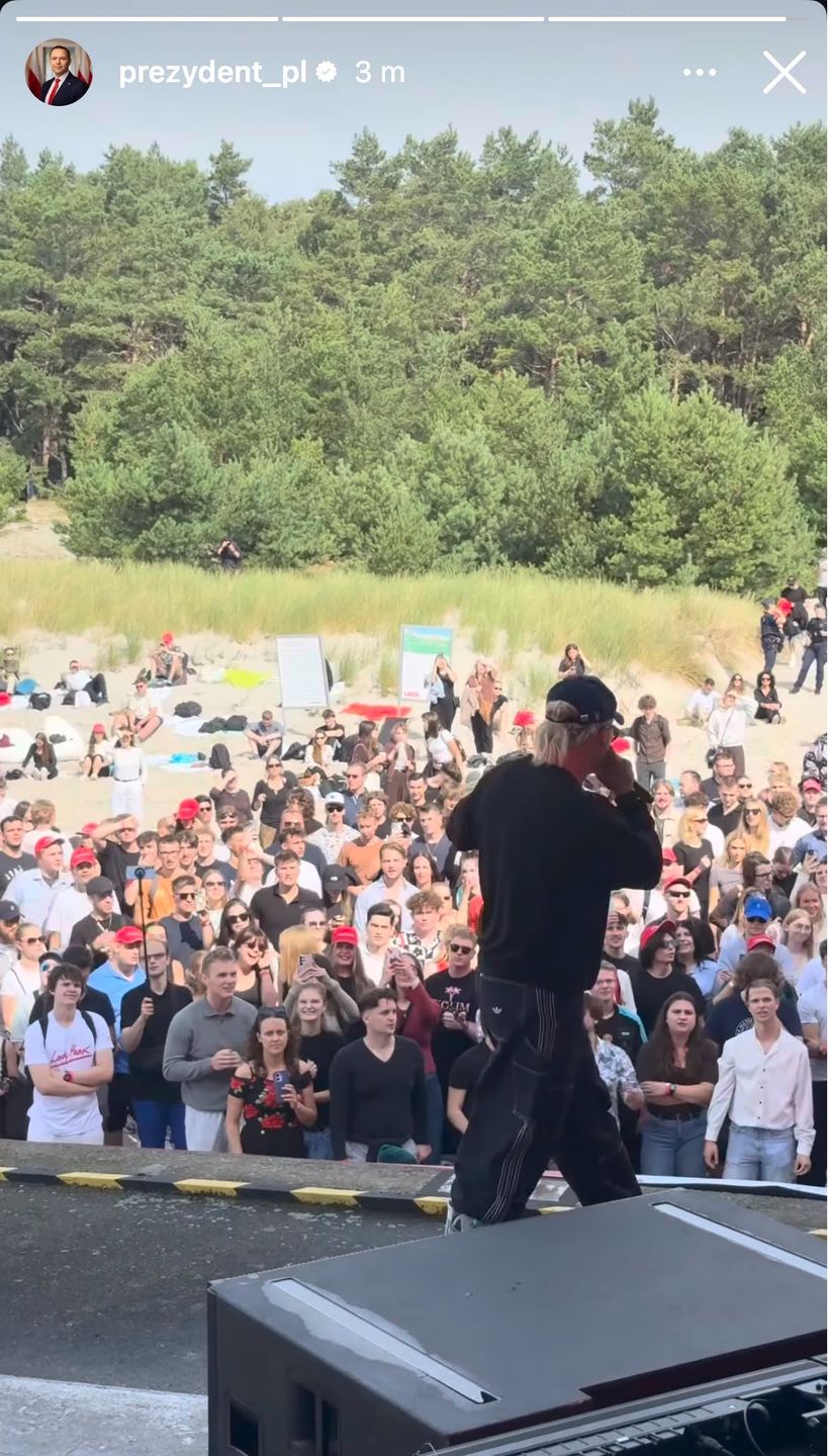 Skolim podczas koncertu u Karola Nawrockiego 