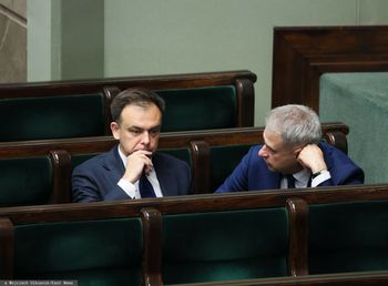Domański wprost o "kłamstwach PiS". "Analizuję drogę prawną"