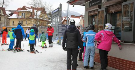 Pustki w zimowym kurorcie. Hotelarze mówią, co się dzieje