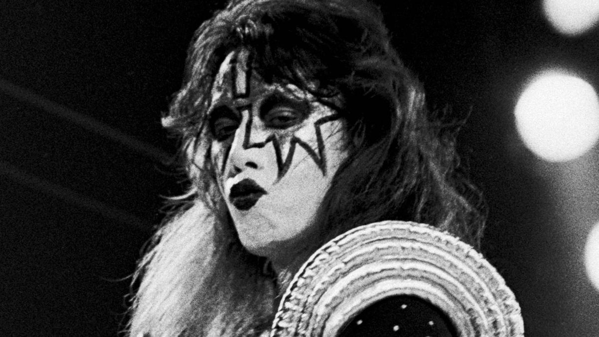Ace Frehley nie żyje