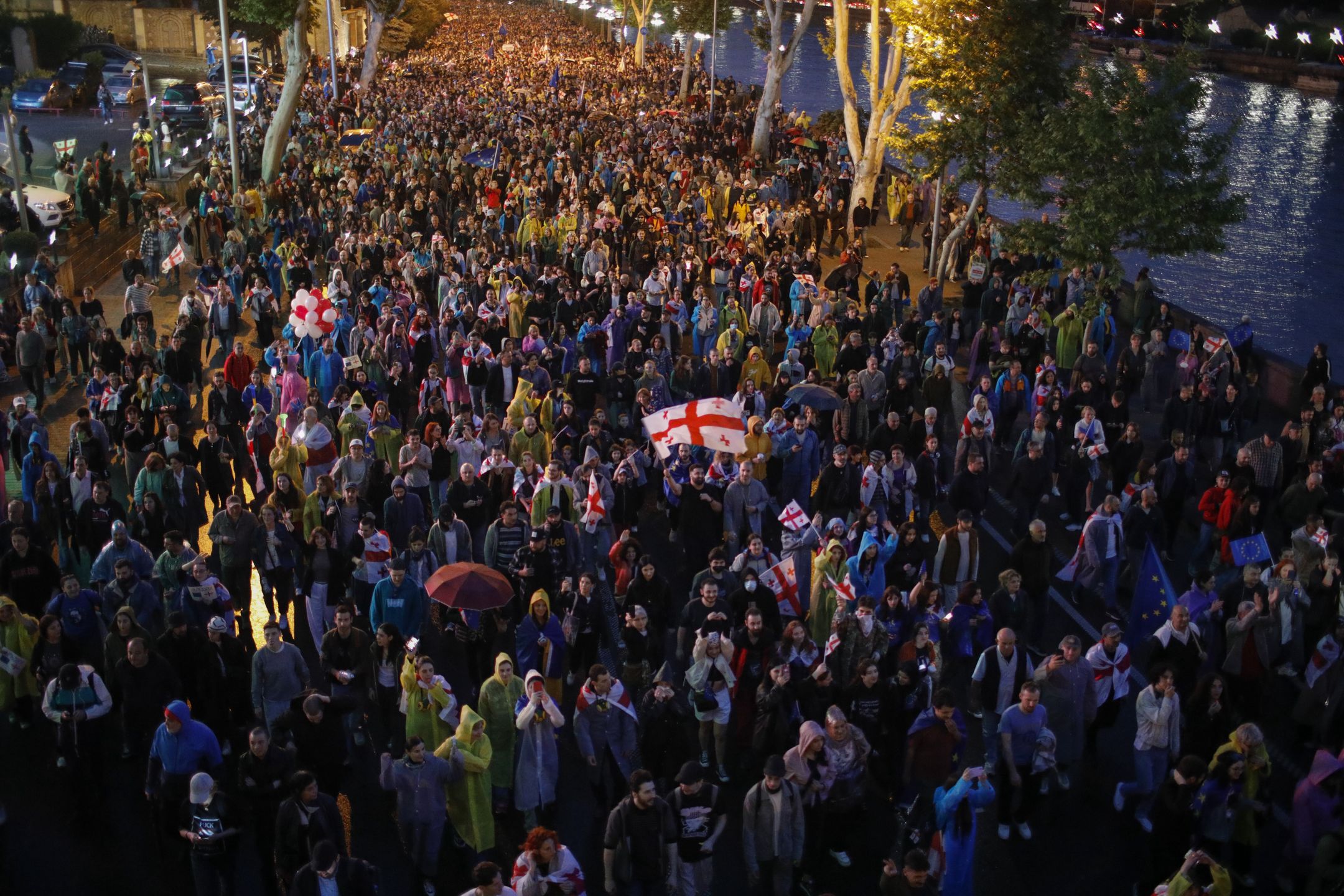 Protest w Tbilisi przeciwko ustawie o "zagranicznych agentach"