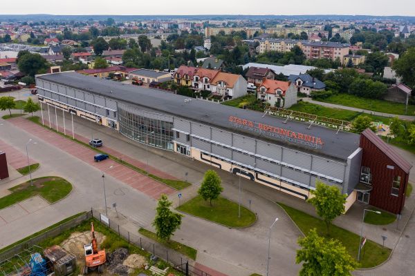 Hala targowa w Gostyninie zamknięta od 1 lipca. Powodem zły stan konstrukcji