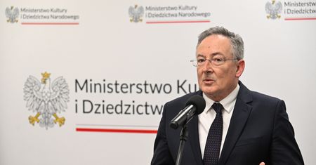 Sienkiewicz się nie zatrzymuje. Są kolejni likwidatorzy