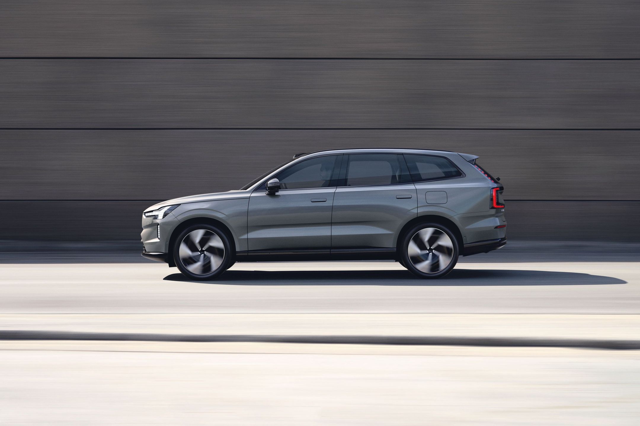 Volvo EX90