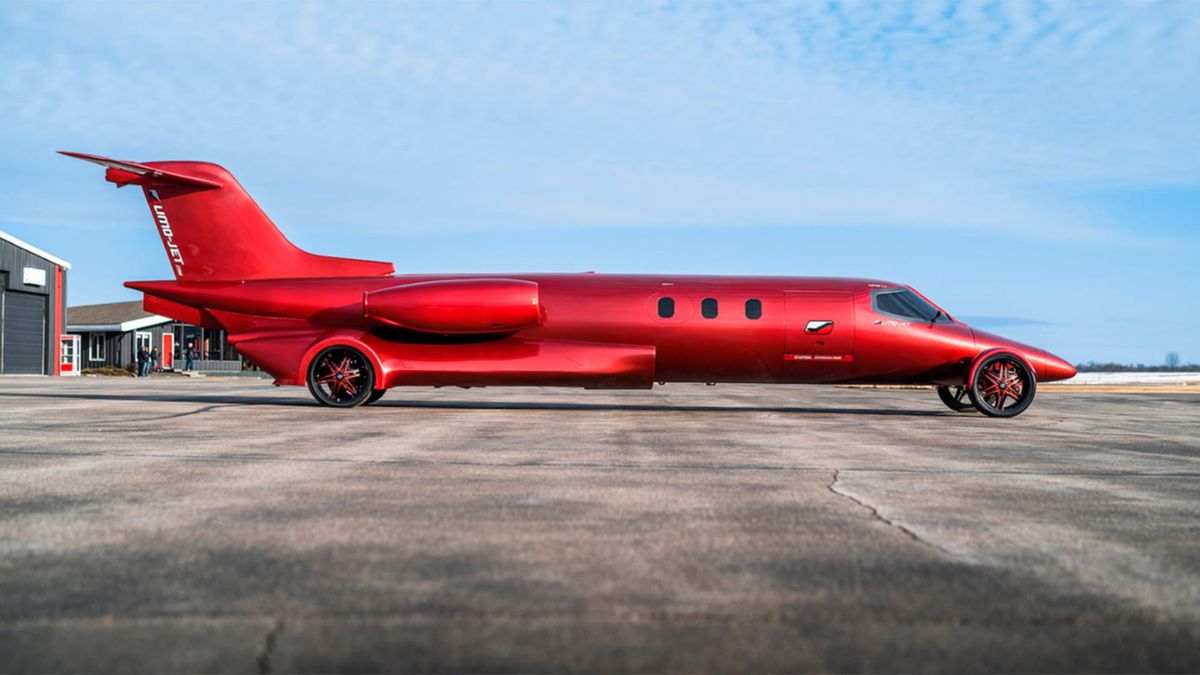 Learmousine to nic innego jak impreza na kołach.