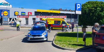 Szczecinek: Wypadek pod Lidlem. Młoda kobieta potrącona na pasach