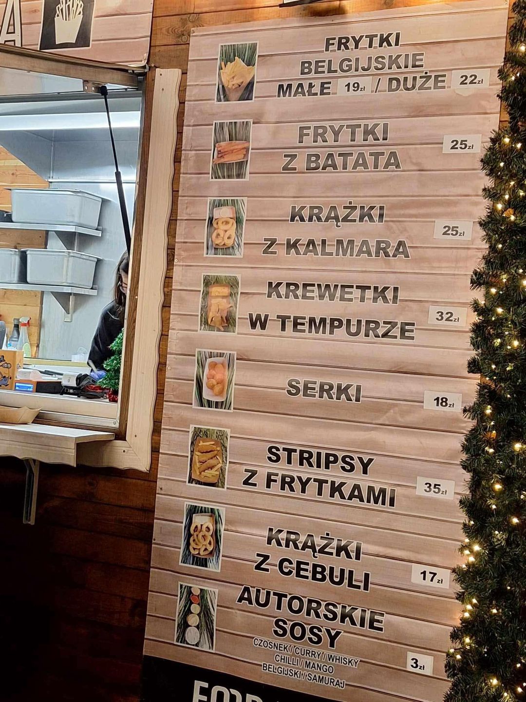 Cennik jednej z budek z wrocławskiego jarmarku