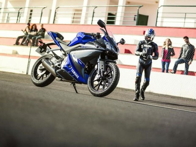 Yamaha YZF-R125 przygotowana na 2014 rok