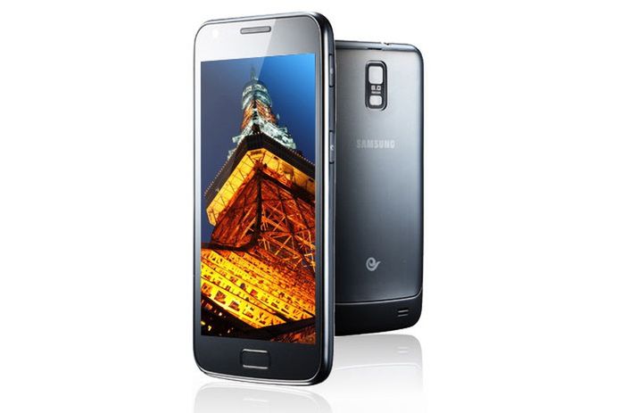 Zimowa ofensywa androidowych dual SIM-ów Samsunga. Dowódca: generał Galaxy S II Duos