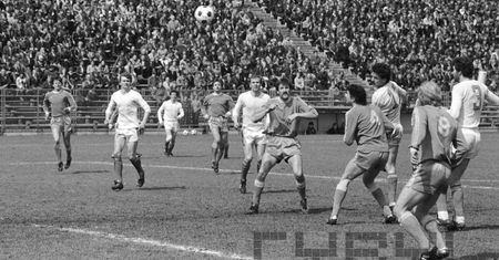 45 lat stadionu przy Bułgarskiej. Historia pierwszego meczu Lecha na nowym obiekcie