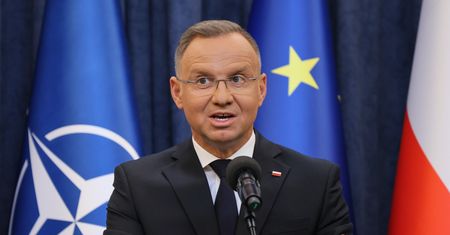 Jest decyzja Andrzeja Dudy w sprawie "babciowego"
