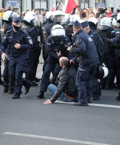 Protesty w Polsce. Szarpanina z policją na manifestacji w Łodzi. Będą zarzuty