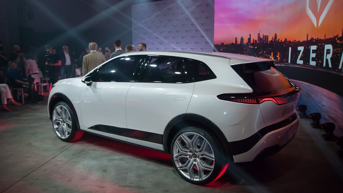 To prototypy, albo raczej makiety polskich samochodów elektrycznych.