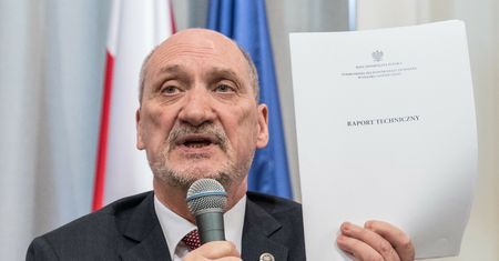 Co robi komisja Macierewicza? Politycy żądają publikacji raportu