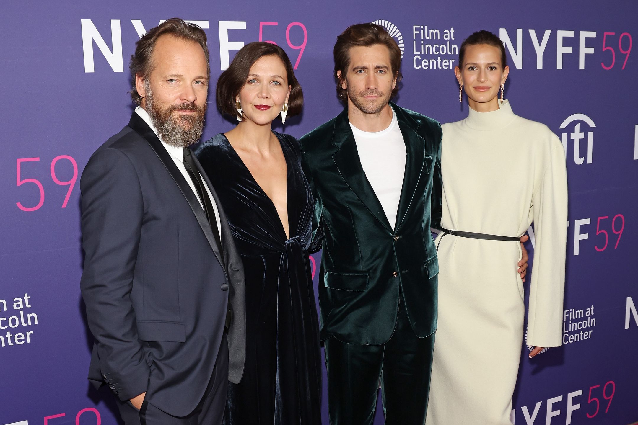 Peter Sarsgaard, Maggie Gyllenhaal, Jake Gyllenhaal i Jeanne Cadieu biorą udział w premierze „Zagubionej córki” 