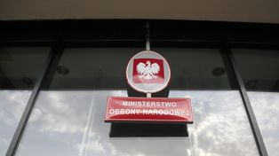 Podwyżki w wojsku. "Najpierw premia dla pracowników". Związki zawodowe spotkały się w MON