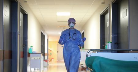 Koronawirus. Medycy szykują zbiorowy pozew przeciwko Skarbowi Państwa