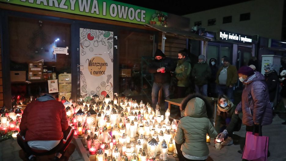 Warszawa. Policja prosi kierowców o pomoc ws. zabójstwa w Ząbkach