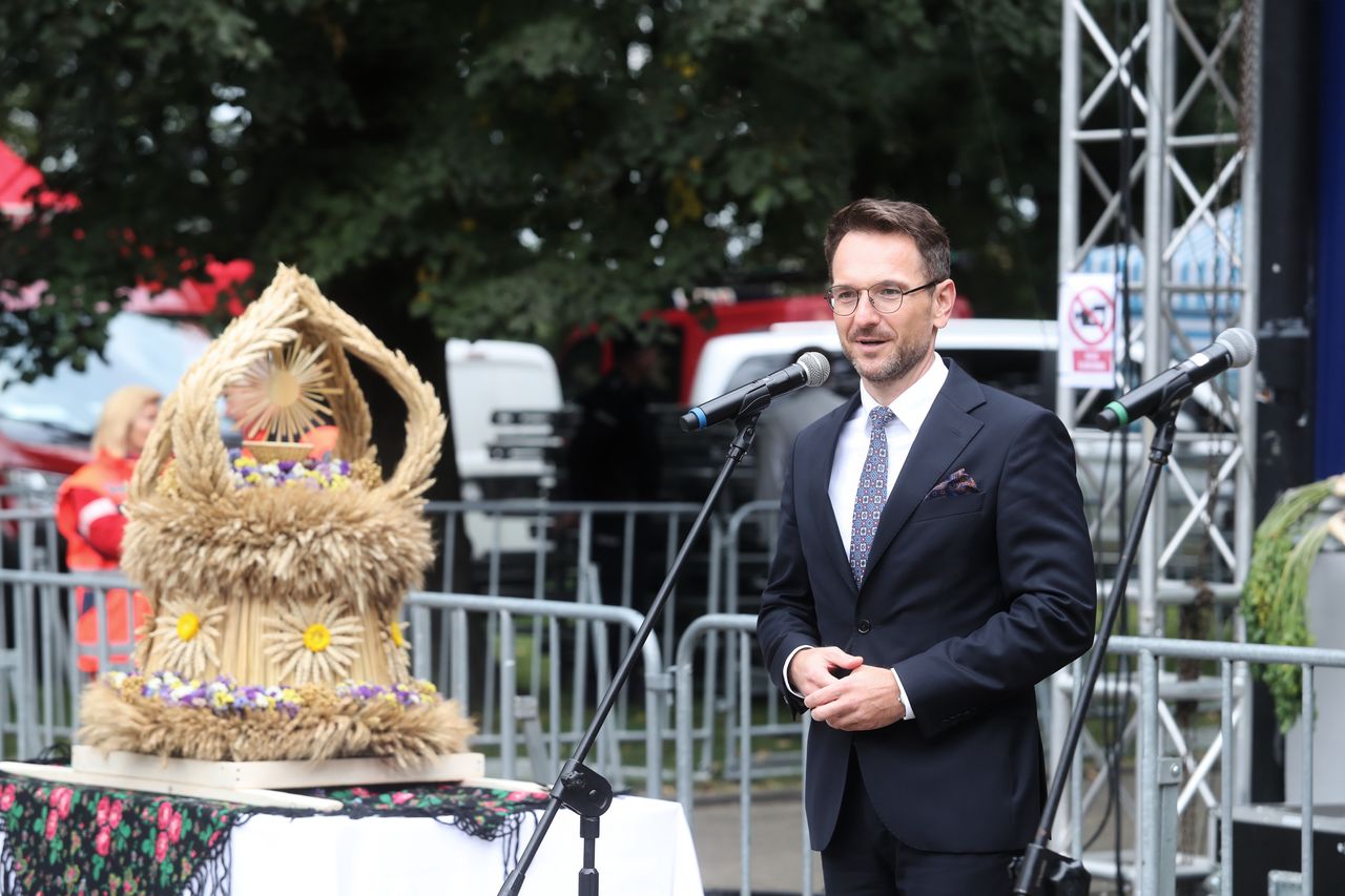Zamrożenie cen prądu nie zadowala Polaków. Minister: to rewolucyjny mechanizm