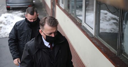 Gorąco na Nowogrodzkiej. Trwa spotkanie kierownictwa PiS