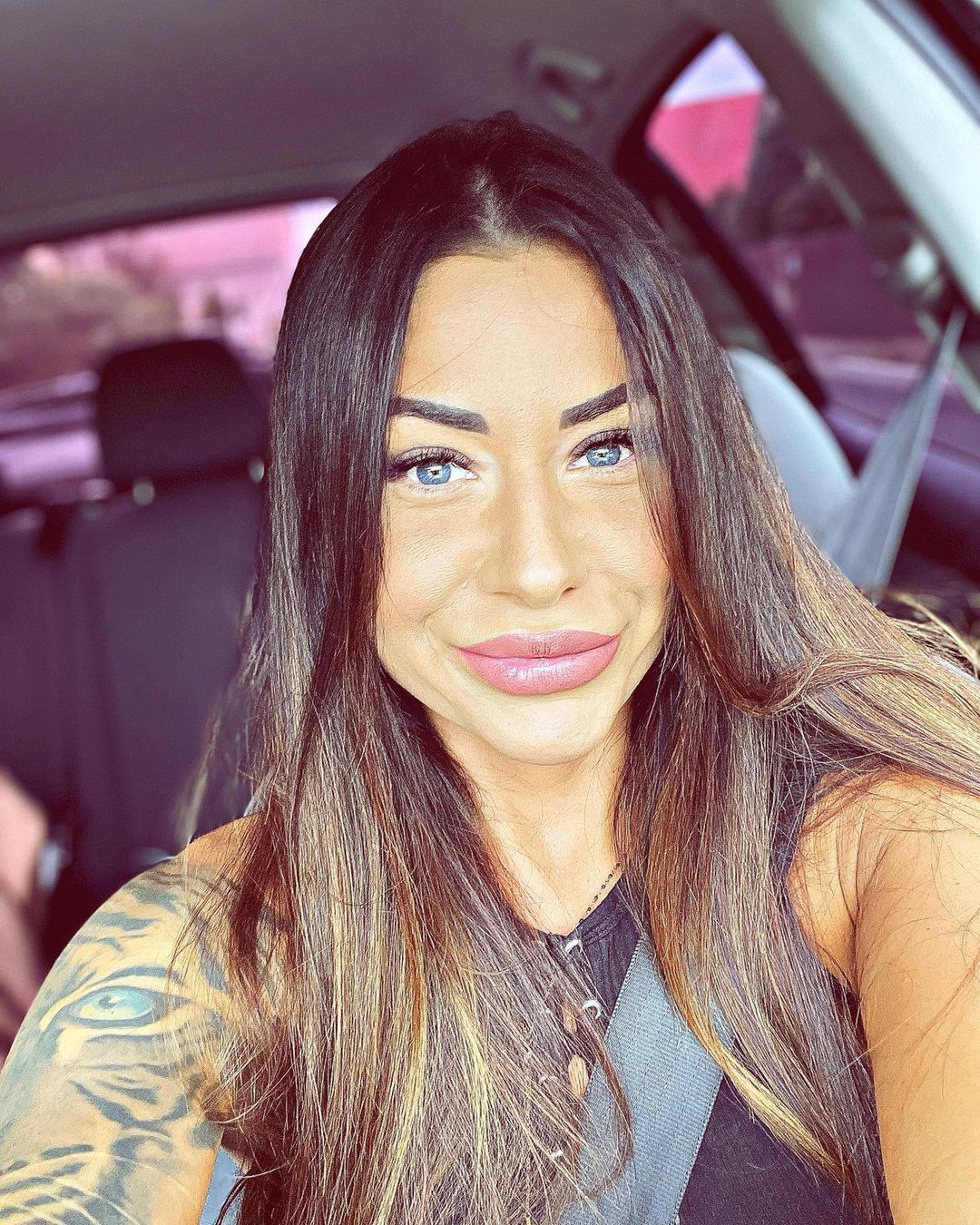 Nowe selfie Stelli z "Love Island"