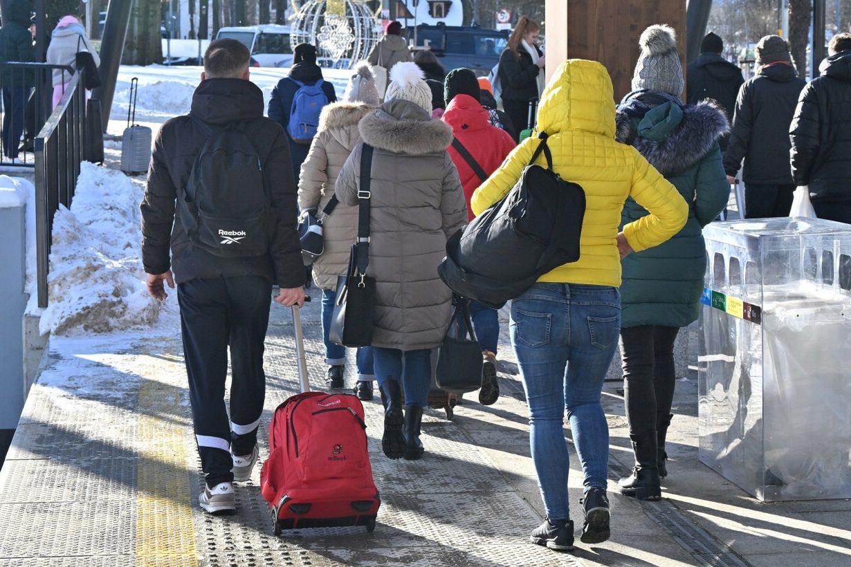 Kulisy obozów zimowych. "Zabrała syna, bo tęskniła"