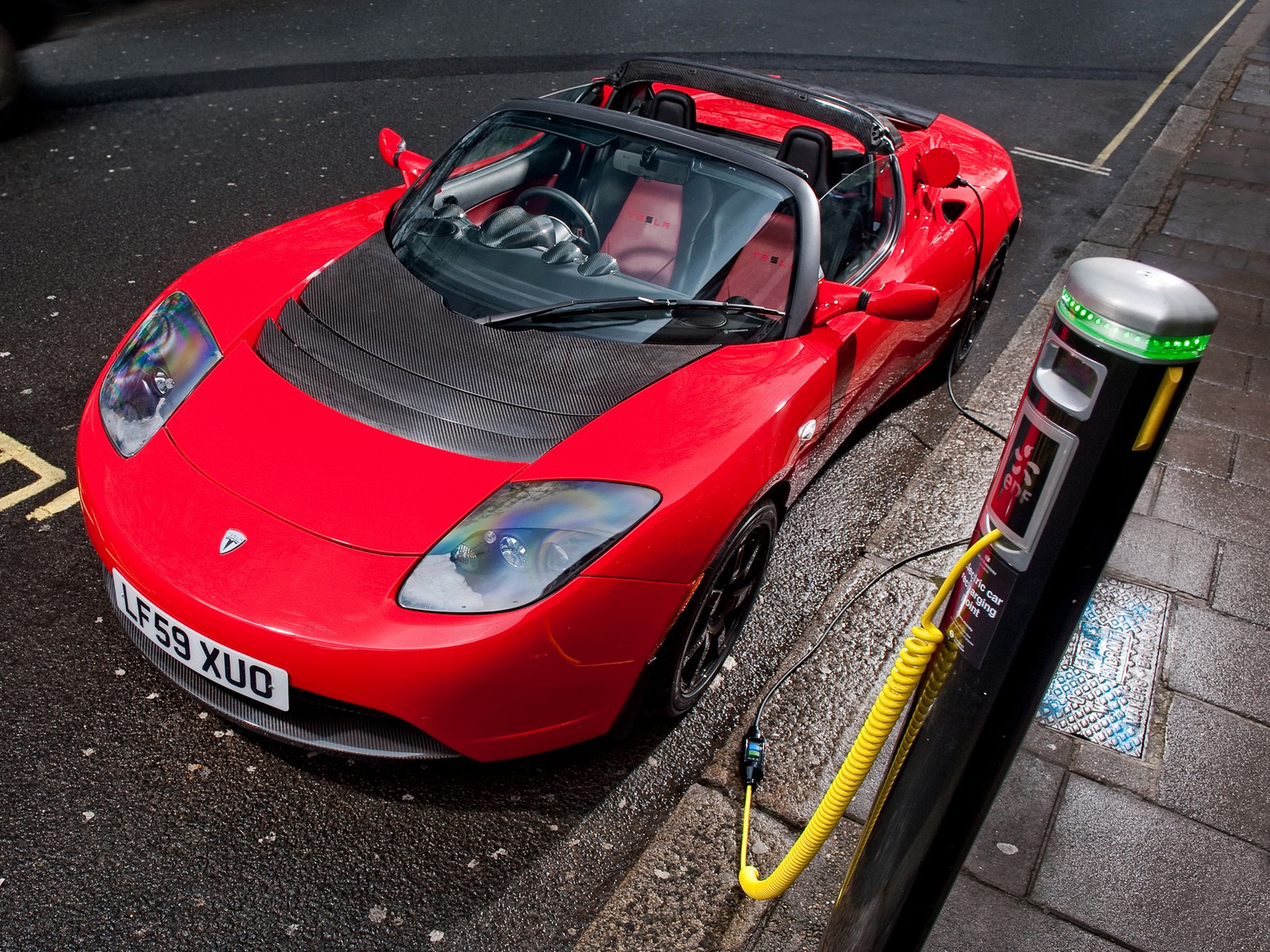 Tesla Roadster 2