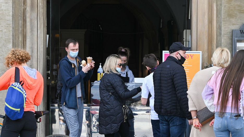 Będą zmiany ws. maseczek? Niedzielski zabrał głos 