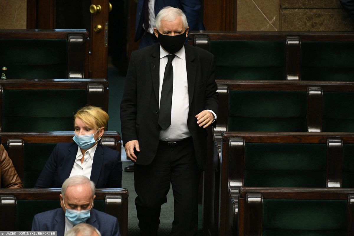 Awantura w Sejmie. Jarosław Kaczyński do opozycji: narażacie na śmierć mnóstwo ludzi, jesteście przestępcami